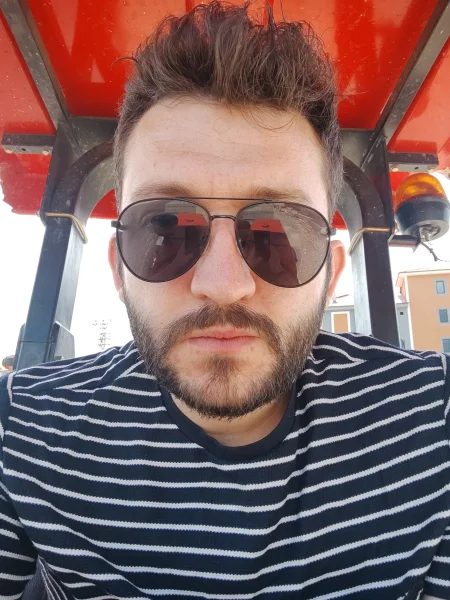 Kadir Ö.