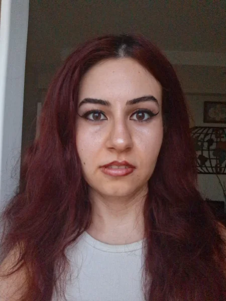 Elif Ç.